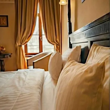 Joy Luxury Living In Heart Of